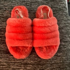 UGG Fluff Yea Pink Slippers Womens 7/Kids 5